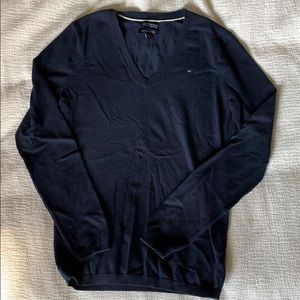 Tommy Hilfiger V - Neck Sweater